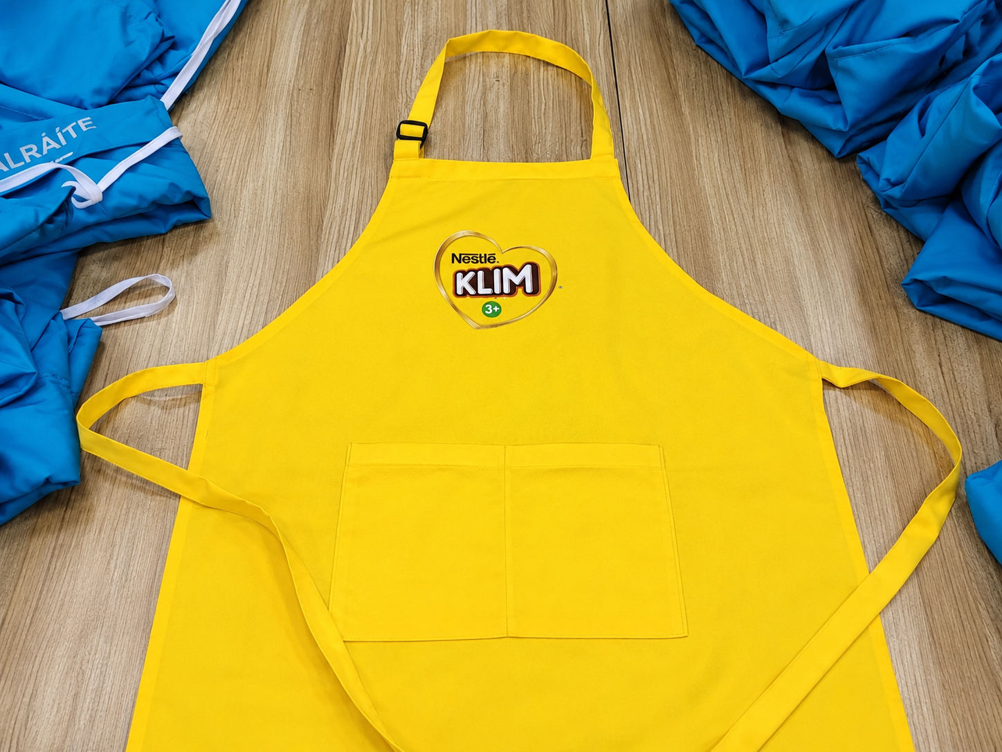 delantal 1